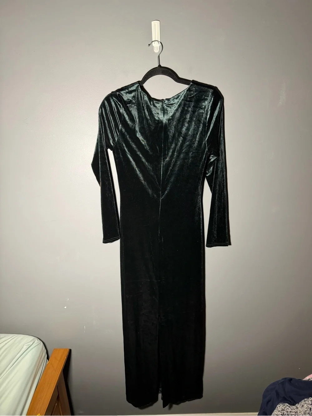 Baltic Born Kourtney Velvet Maxi Dress Size Medium - Picture 3 of 5